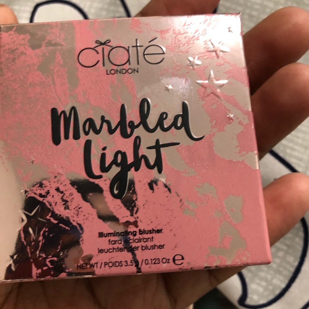Ciate marbled light illuminating blusher